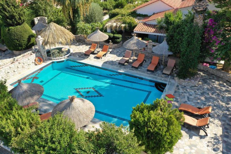 Elefteria Apts & Suites Kolymbia Exterior foto